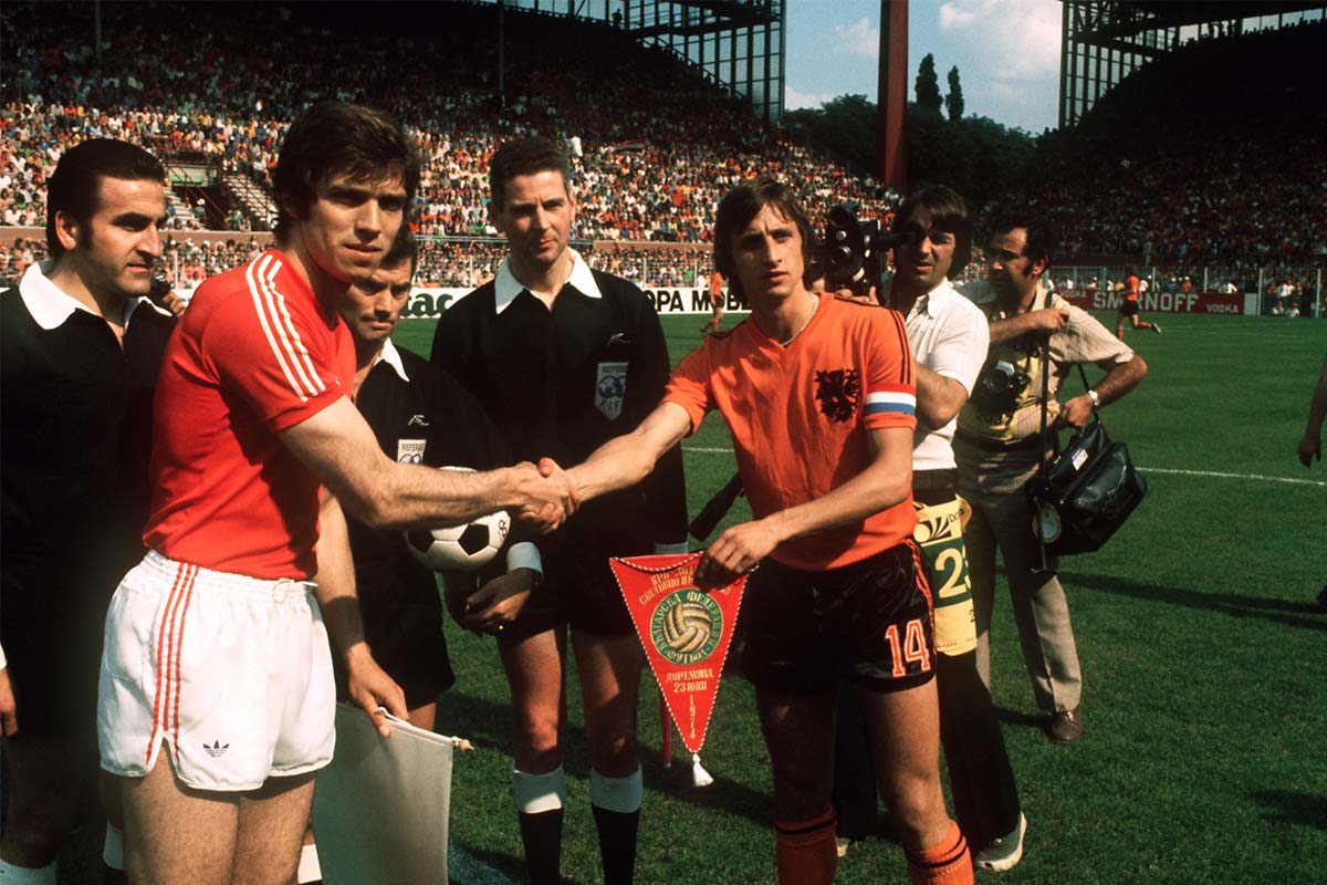 Johan Cruyff y Adidas, la de la mítica batalla